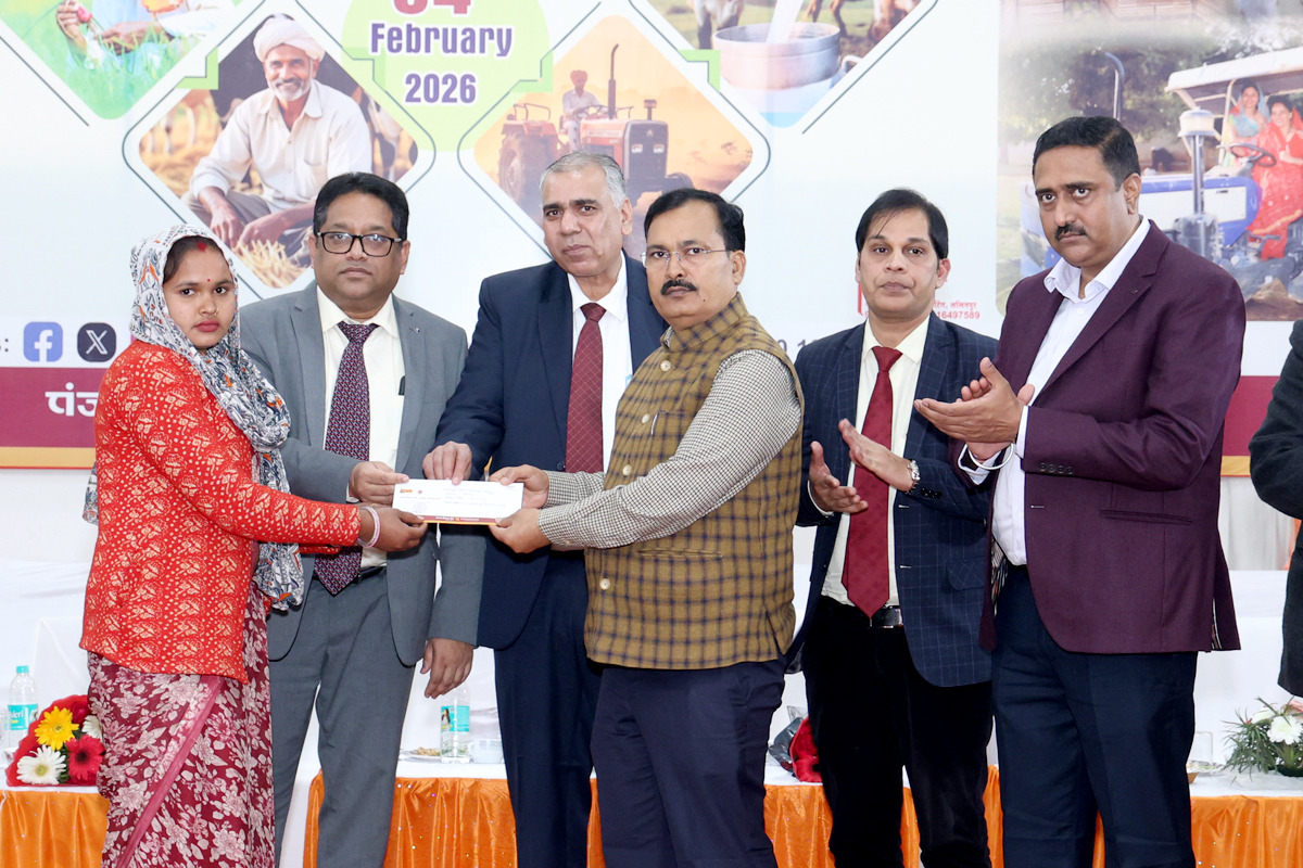 समृद्ध नारी और किसान हमारे देश की विकसित अर्थव्यवस्था का प्रतीक है : डीएम