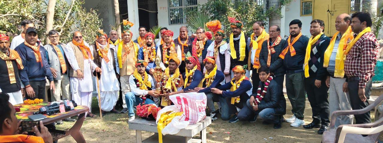 मथुरा के खिलाडिय़ों ने महाराष्ट्र में जीत पदक