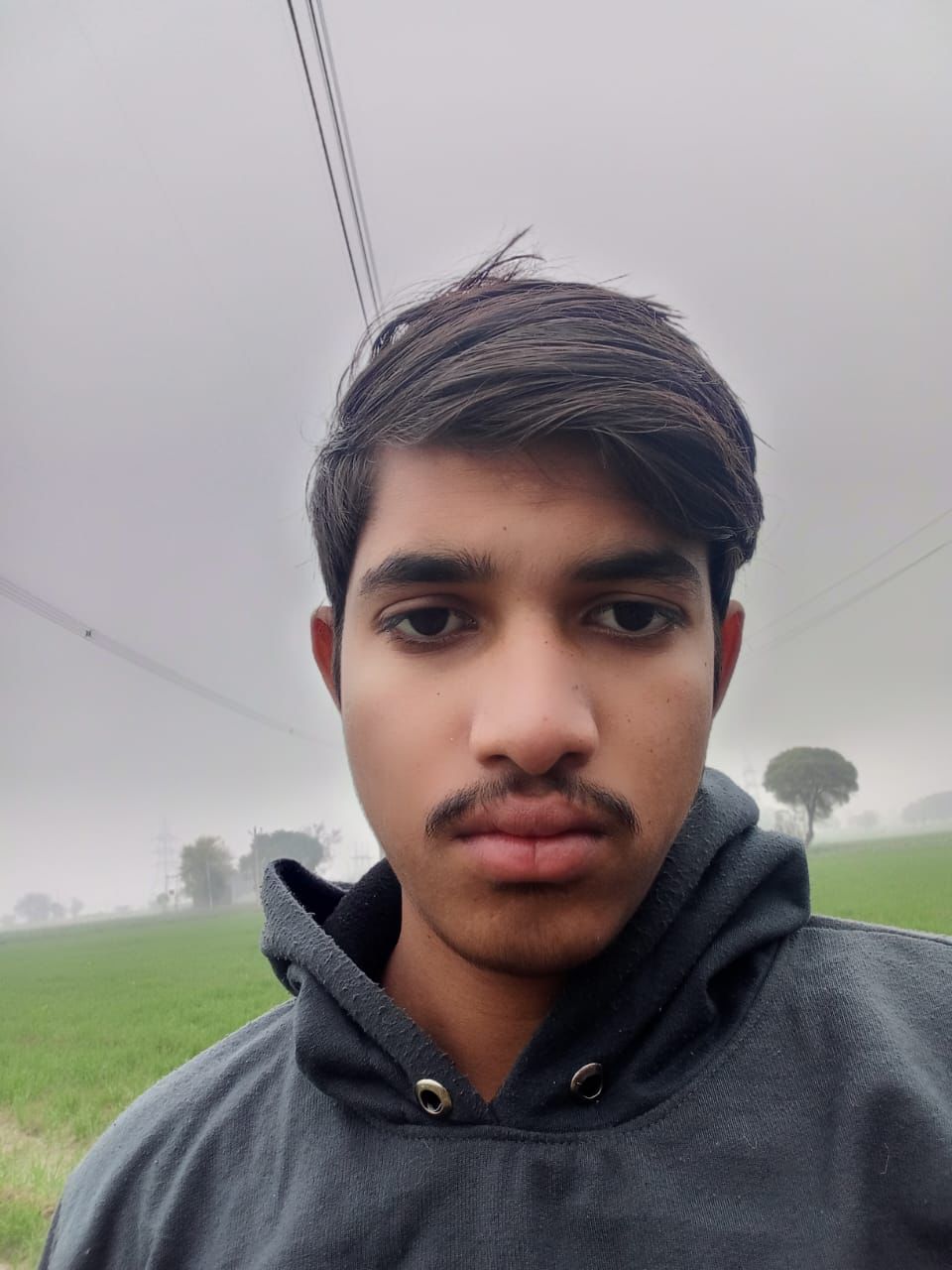 आगरा एत्मादपुर के गांव खरिकना का मान, किसान के बेटों ने पेश की मिसाल, मनीष के बाद अब छोटे भाई सचिन ने फहराया सफलता का परचम