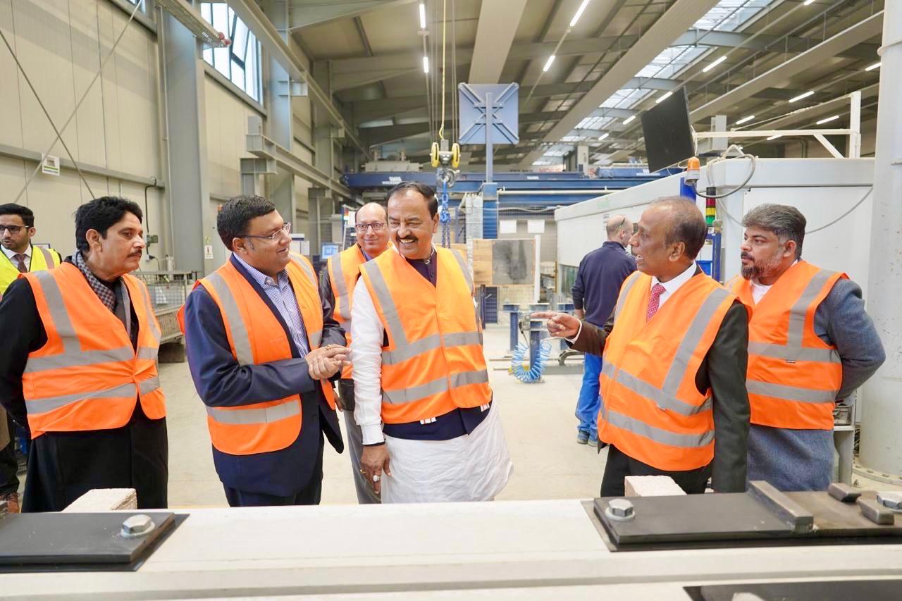 जर्मनी प्रवास में उप मुख्यमंत्री शकेशव प्रसाद मौर्य की उन्नत रेल तकनीक व रक्षा क्षेत्र में सहयोग की संभावनाओं पर सार्थक पहल