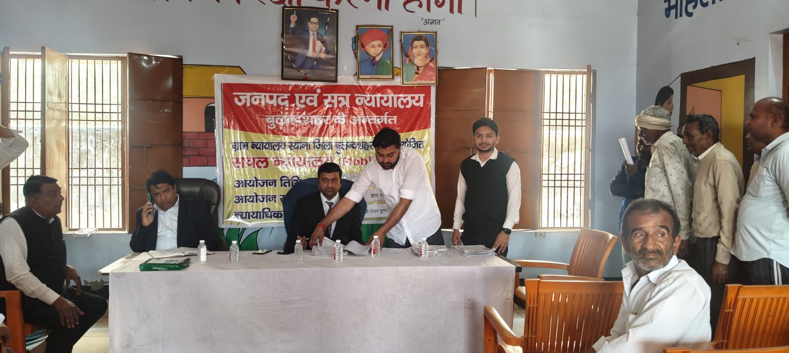 स्याना न्याय आपके द्वारा योजना के अंतर्गत ग्राम भमरौली में सचल न्यायालय का किया गया आयोजन
