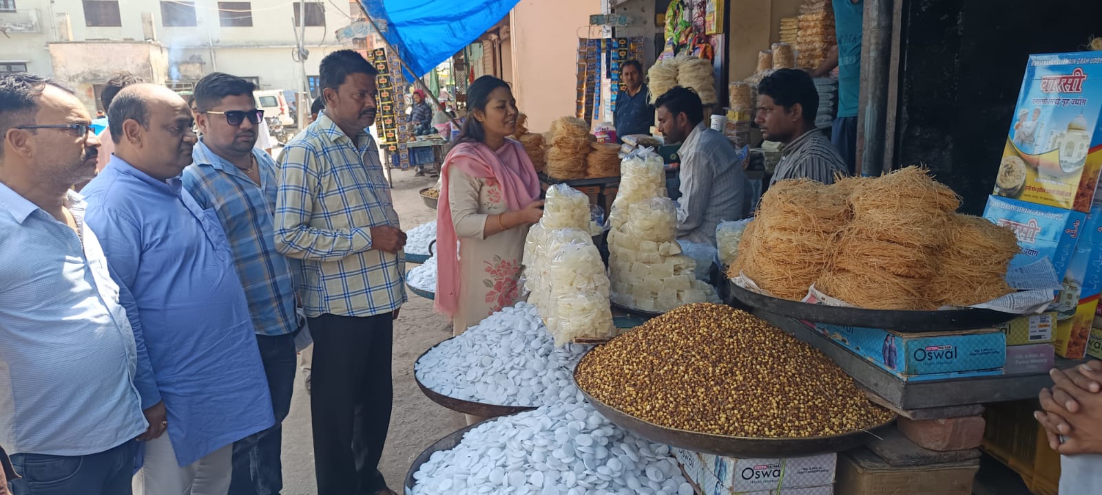 खाद्य सुरक्षा अधिकारी ने ब्यापारियों संग बैठक कर दिए निर्देश