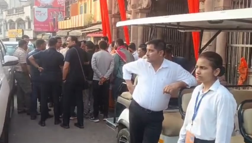 गोवर्धन में राष्ट्रपति की यात्रा से पहले साशन प्रशासन ने किया सुरक्षा रिहर्सल