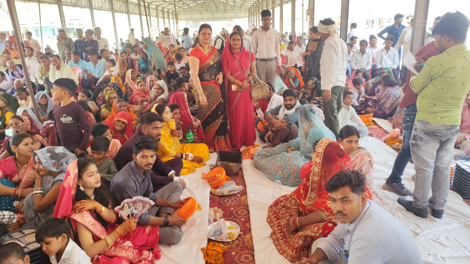 मुख्यमंत्री सामूहिक विवाह योजना के अंतर्गत निर्धन पात्र कन्याओं का विवाह सम्मेलन 61 कन्याओं की शादी सम्पन्न