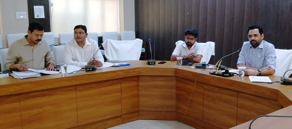 पंच गौरव कार्यक्रम एवं आकांक्षी ब्लॉक विकास योजना की प्रगति की समीक्षा बैठक आयोजित