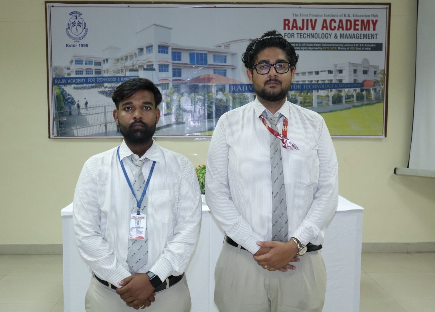 राजीव एकेडमी के दो एमबीए छात्रों का आकर्षक पैकेज पर चयन