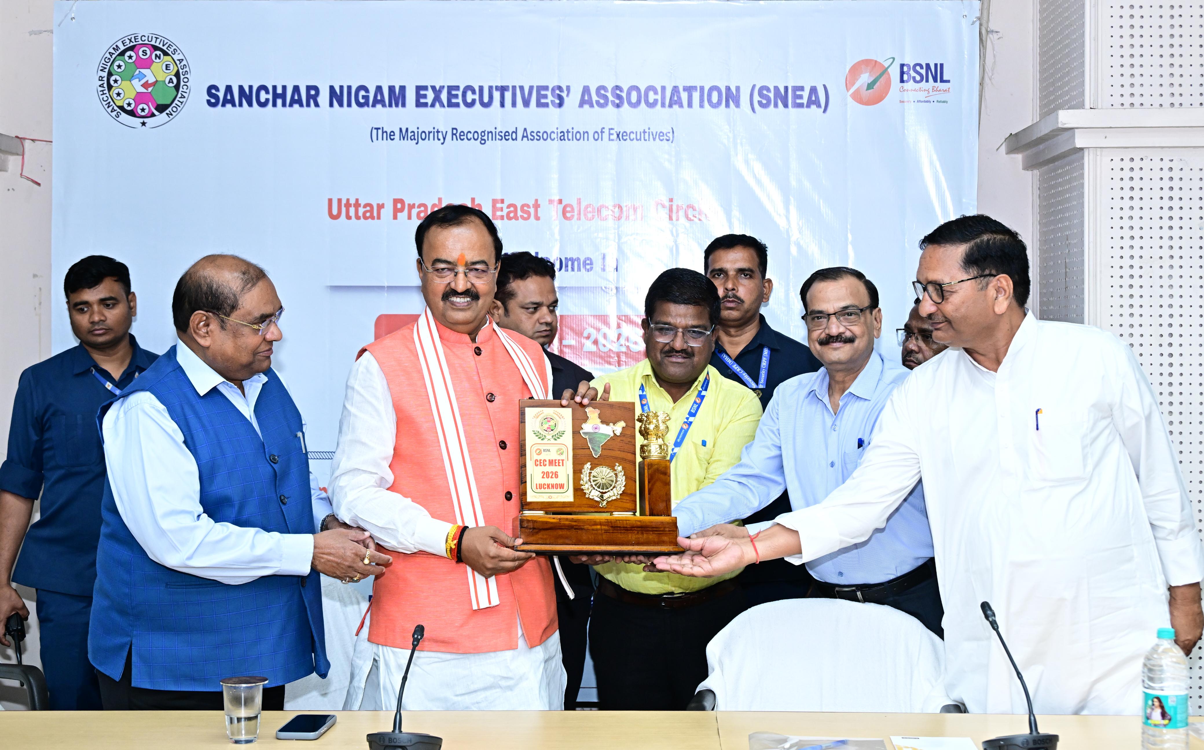 स्वदेशी तकनीक से संचार क्रांति की ओर अग्रसर भारत: उप मुख्यमंत्री केशव प्रसाद मौर्य