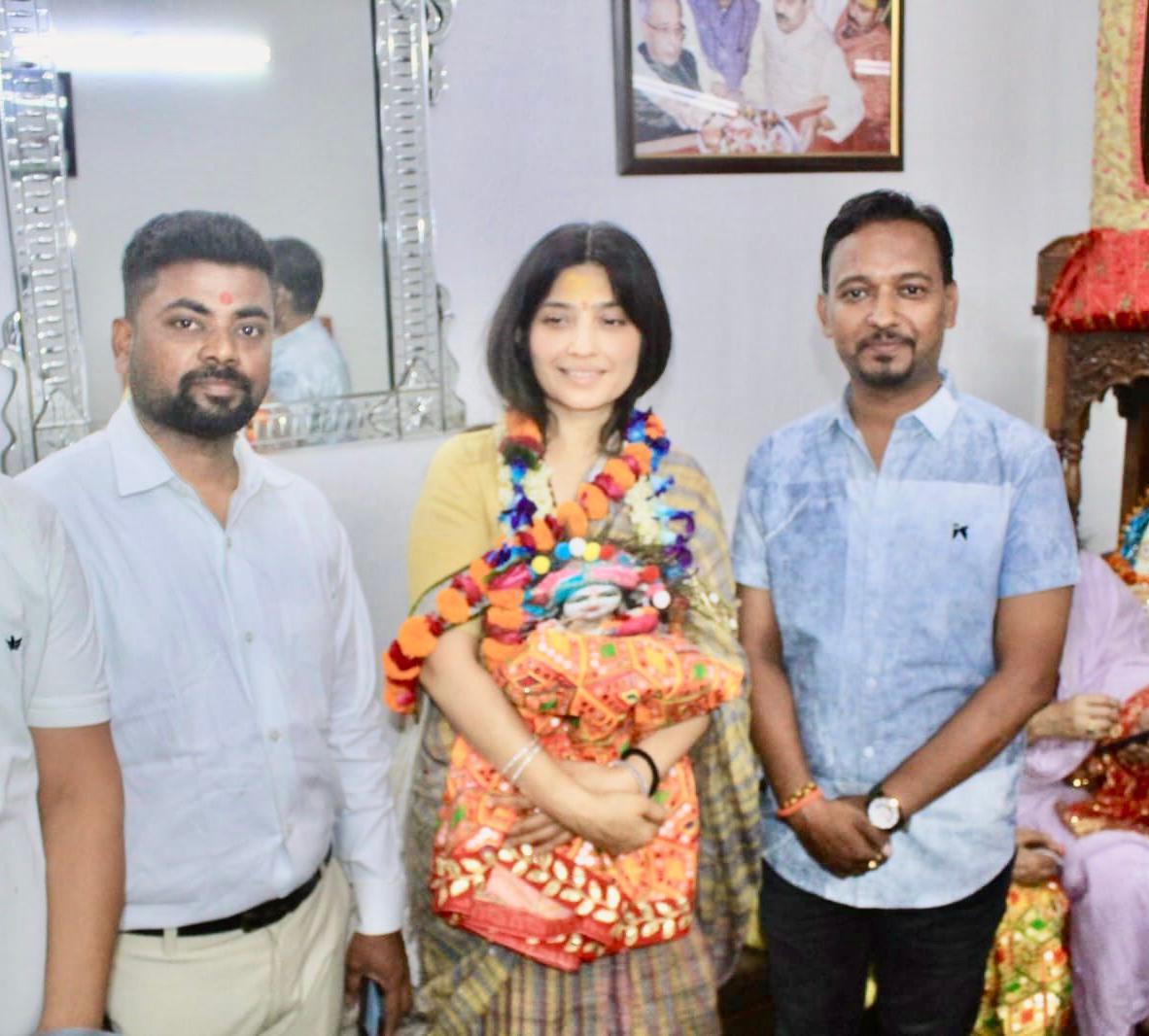 वृन्दावन हादसे पर डिम्पल यादव ने प्रशासन को ठहराया जिम्मेदार