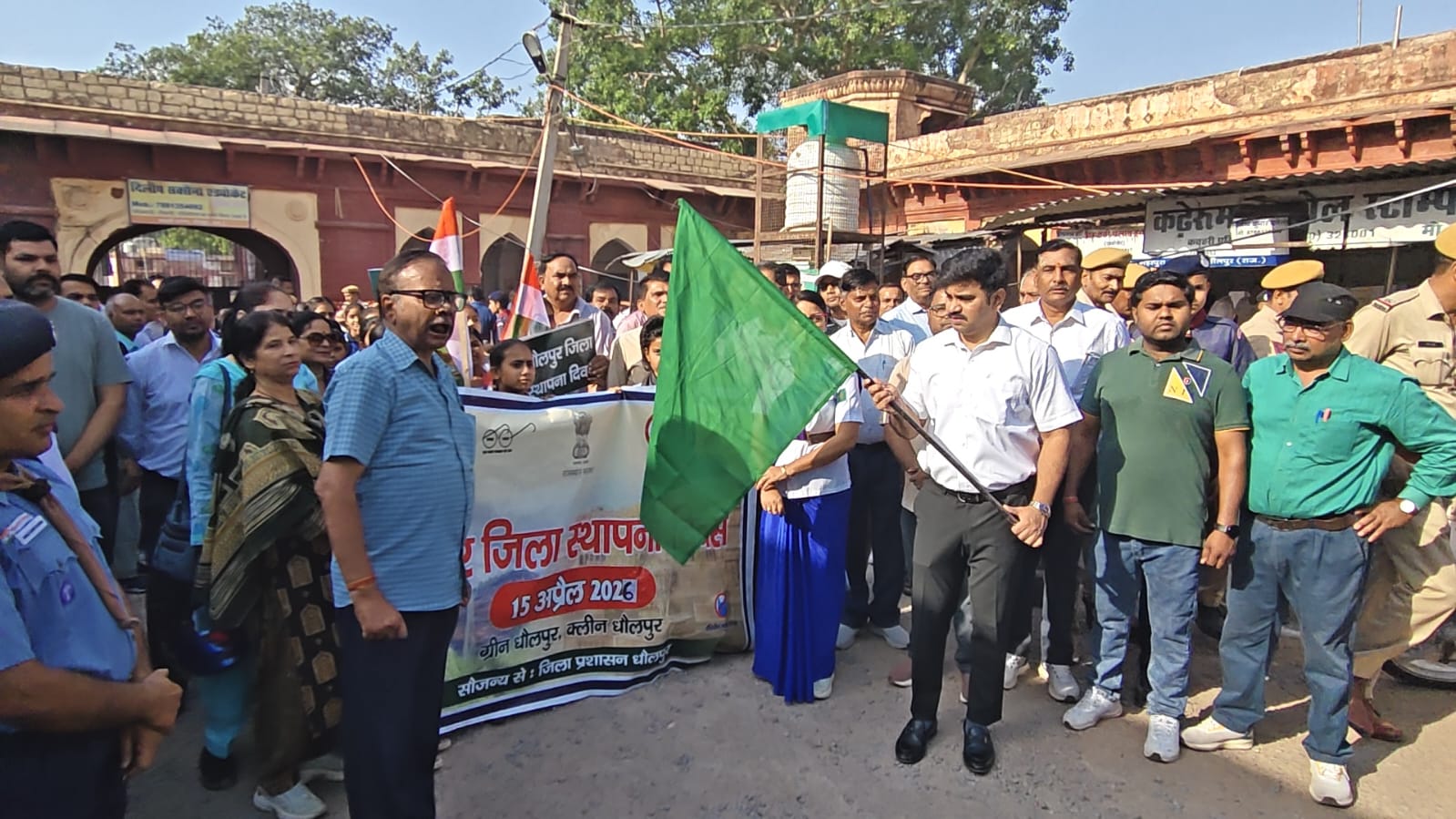 जिला स्थापना दिवस पर धौलपुर ने किया अभिवादन, प्रभात फेरी से शुरू हुआ जश्न