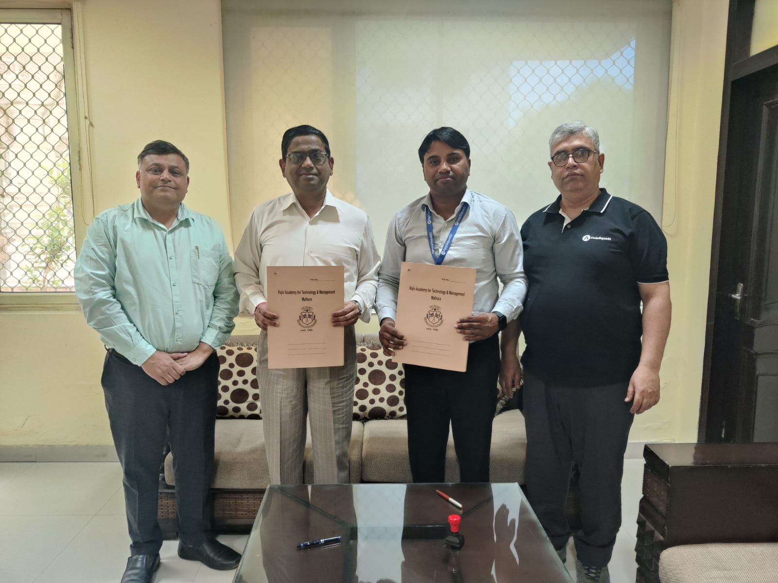 राजीव एकेडमी और कोडस्क्वाड्ज़ एज्यूकेशन के बीच हुआ समझौता, छात्र-छात्राओं को इंडस्ट्री ओरिएंटेड प्रशिक्षण और रिसर्च में मिलेगी मदद