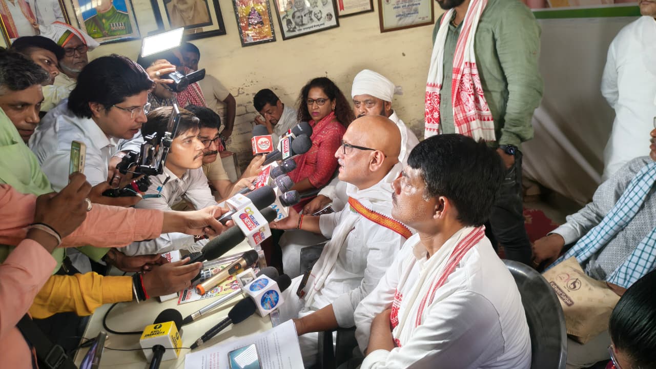 जनता के मुद्दों से ध्यान भटकाने के लिए भाजपा राहुल गांधी जी और कांग्रेस पर कर रही हमला:-अजय राय