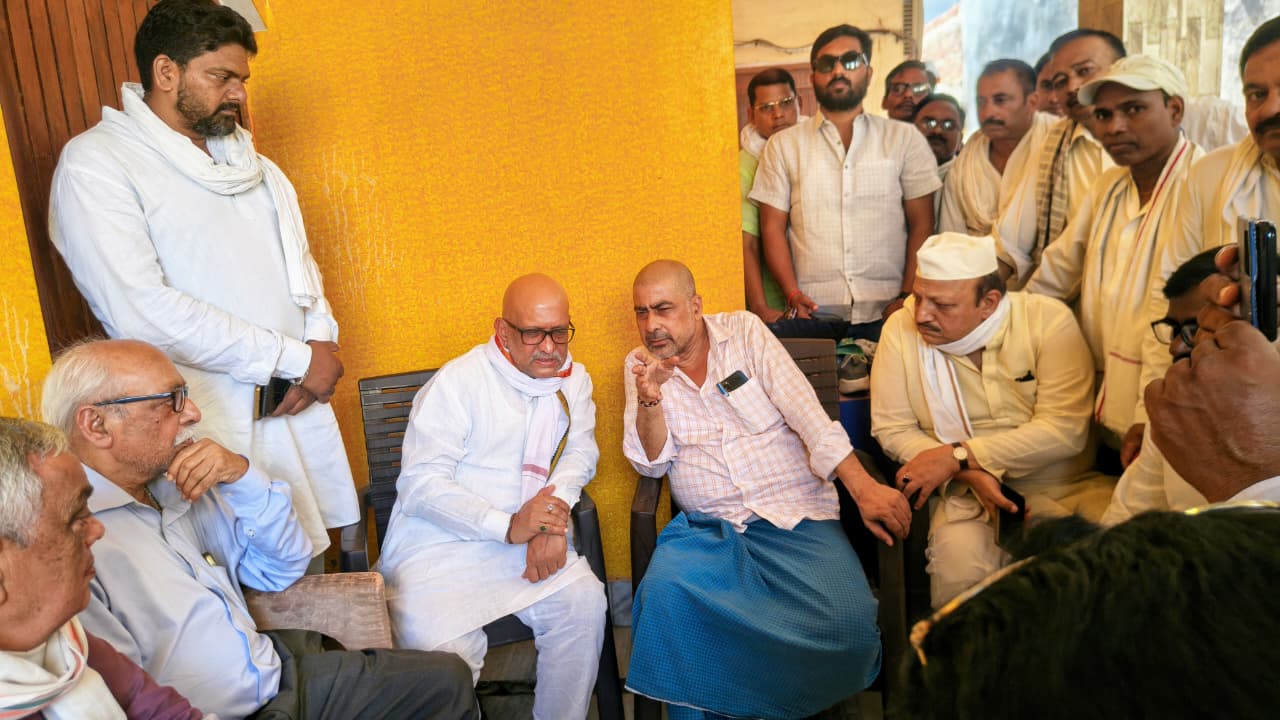 प्रदेश में शासन और प्रशासन का इकबाल खत्म हो चुका है-अजय राय