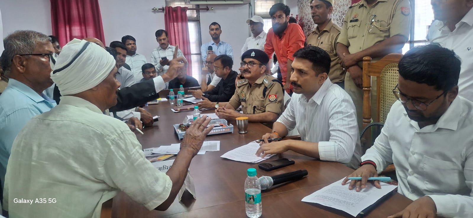 जिलाधिकारी की अध्यक्षता में तहसील मोहनलालगंज में सम्पूर्ण समाधान दिवस का आयोजन