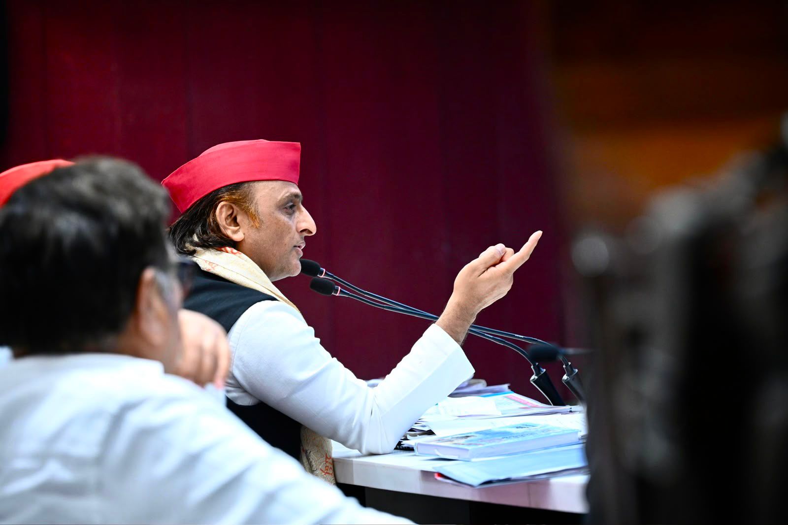 भाजपा सरकार में कमीशन खोरी पूरे चरम पर है: अखिलेश यादव