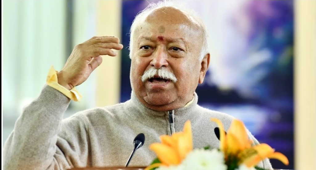 संघ प्रमुख मोहन भागवत की ट्रेन पर पथराव, शताब्दी एक्सप्रेस की खिड़की टूटी, सुरक्षा एजेंसियों में मची खलबली