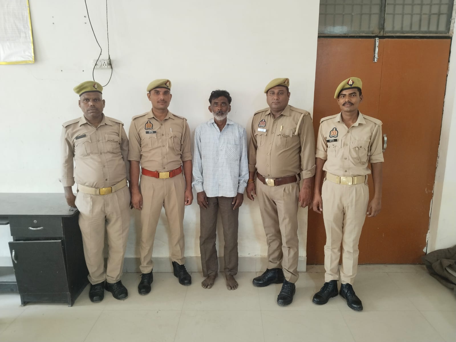पोक्सो एक्ट के वांछित अभियुक्त को पुलिस ने 15 घंटे में किया गिरफ्तार