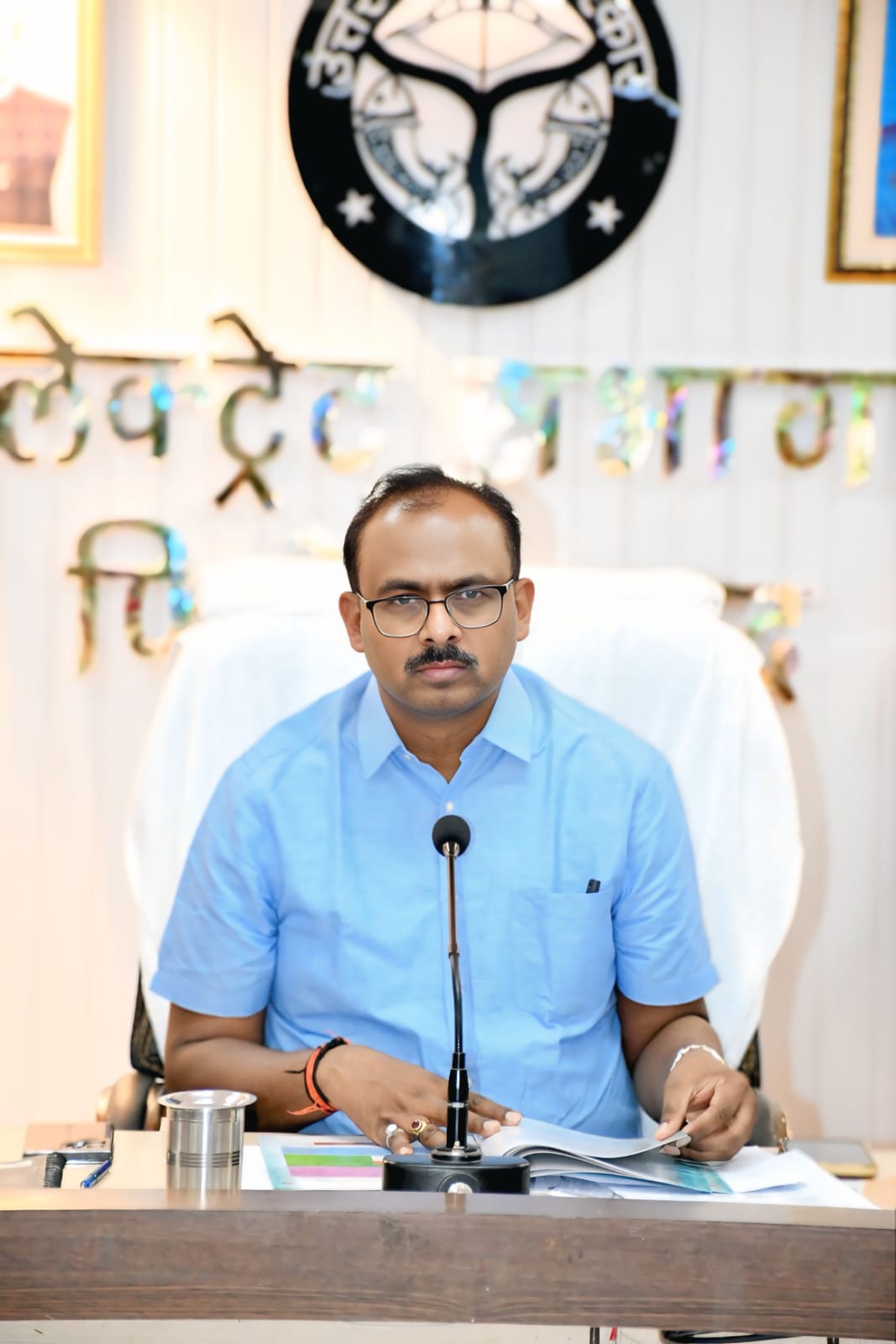 मुख्यमंत्री आवास योजना में लापरवाही पर डीएम सख्त, तीन दिन में शत-प्रतिशत स्वीकृति के दिए निर्देश