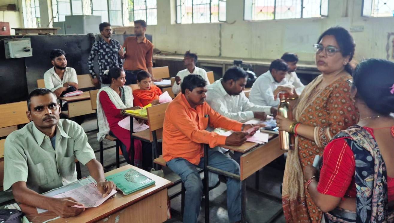 बैंकर्स लाभार्थीपरक योजनाओं में ऋण वितरण में रूचि दिखाए