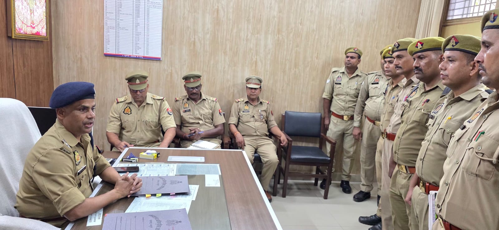 एसपी ग्रामीण ने कोर्ट पैरवीकारों और मालखाना प्रभारियों के साथ की समीक्षा बैठक, दिए सख्त निर्देश