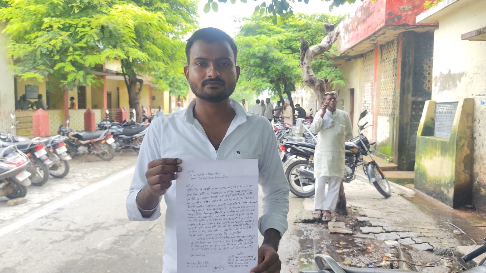 उधार रुपये हड़पने का लगाया आरोप