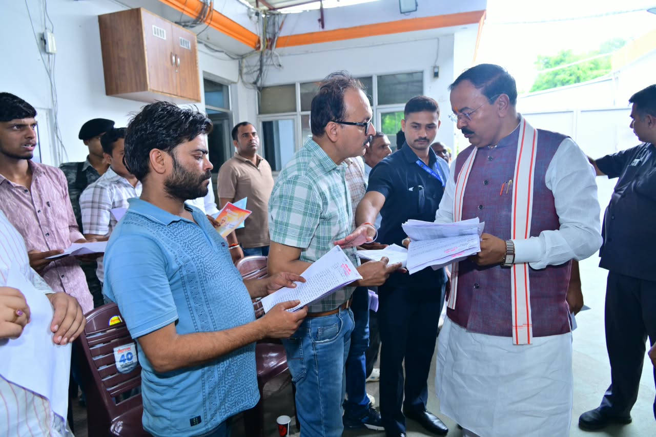 जनता की समस्याओं का त्वरित और गुणवत्तापूर्ण समाधान सरकार की सर्वोच्च प्राथमिकता: केशव प्रसाद मौर्य