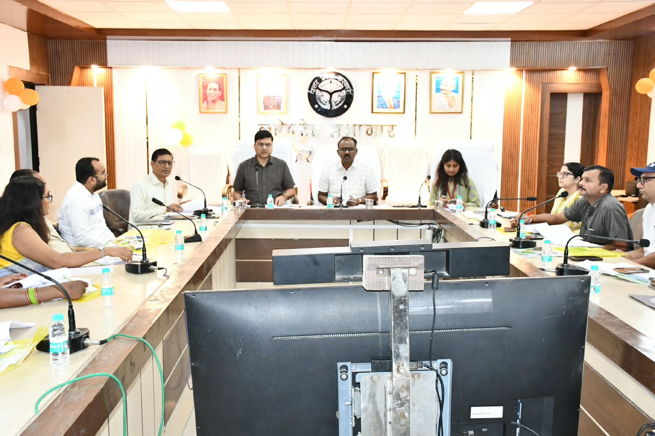 बागवानी योजनाओं से किसानों को मिलेगा 50 फीसदी तक अनुदान, डीएम ने क्लस्टर बनाकर खेती बढ़ाने के दिए निर्देश