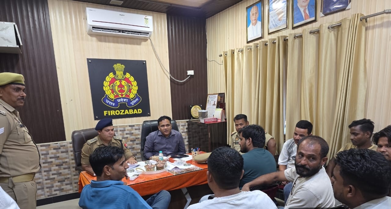 फिरोजाबाद: रामगढ़ पुलिस ने दो लावारिस वाहनों की कराई नीलामी, 50 हजार रुपये में हुआ निस्तारण