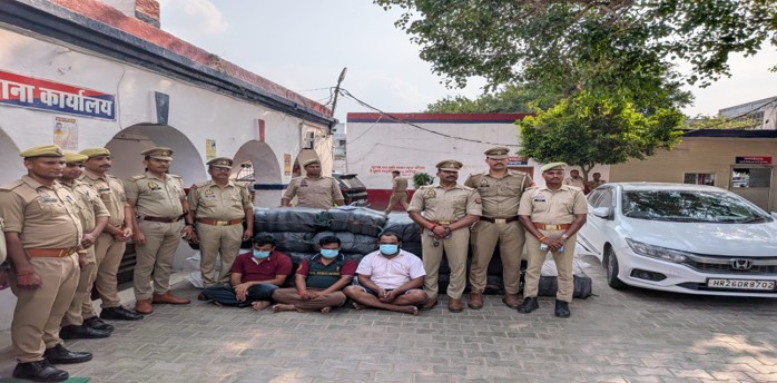 थाना टूण्डल में साढ़े तीन करोड़ का गांजा बरामद, तीन तस्कर गिरफ्तार ओडिशा से हरियाणा ले जा रहे थे 651 किलो गांजा, ट्रक और कार भी जब्त